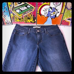 Levi’s Stratus 710 Super Skinny Jeans. Like-NEW!